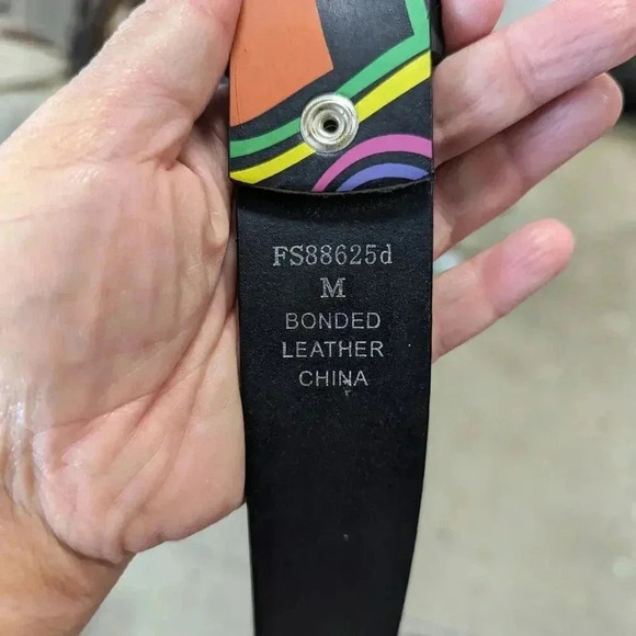 Bonded Leather Neon Heart Belt / Medium - Picture 5 of 5